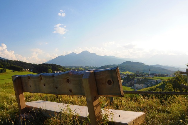 火山般喷发